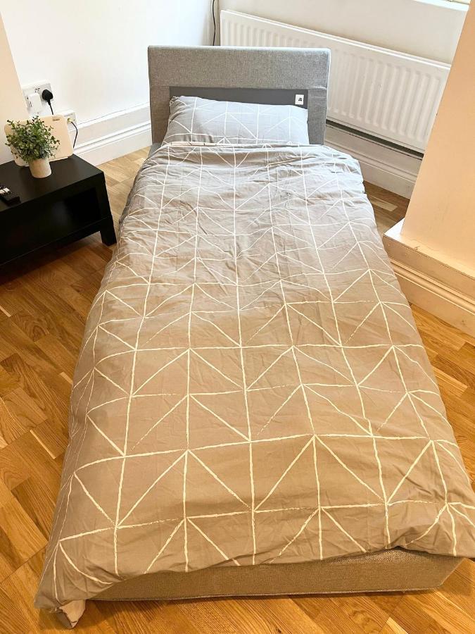Ferienwohnung Aprt 10Mins Walk From The Shard! London Exterior foto